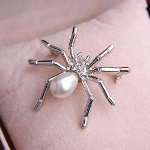 Silver Tone Rhinestone Studded Pearl Bead Spider Brooch