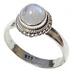 Sterling Silver & Moonstone Ring