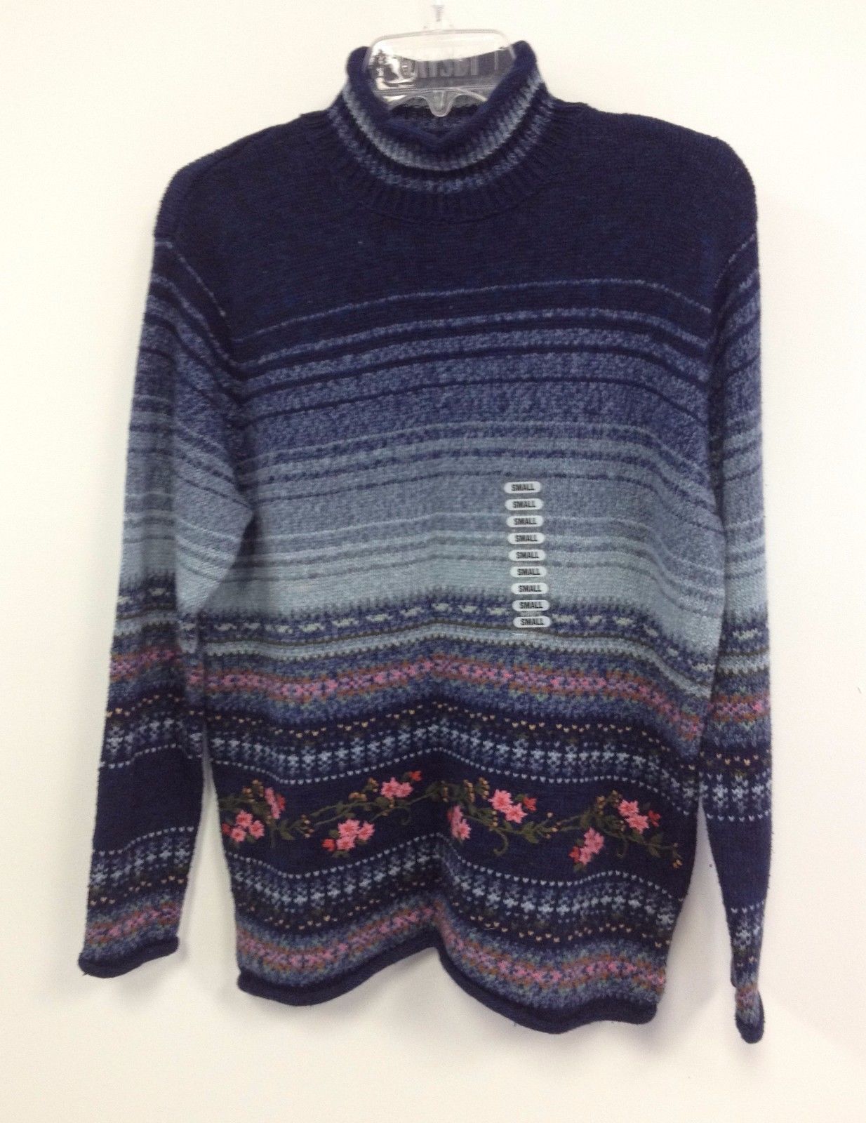 Size L Studio Works Embroidered Sweater in Blue